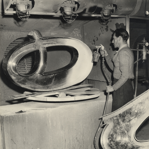 The manufacture of the sign, 1954