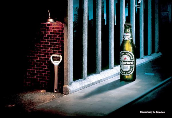 Heineken: Street corner, 2001